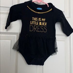 Size 3-6 months baby girl black dress 👗